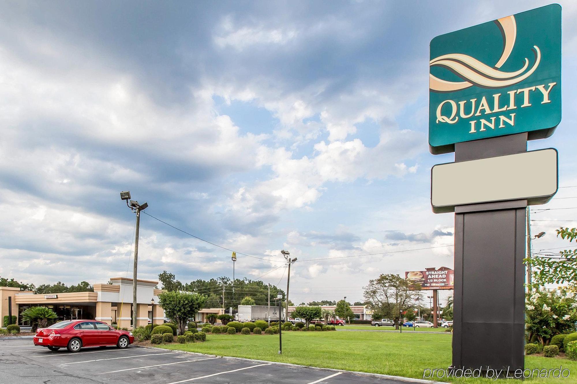 Quality Inn South Valdosta Exterior photo